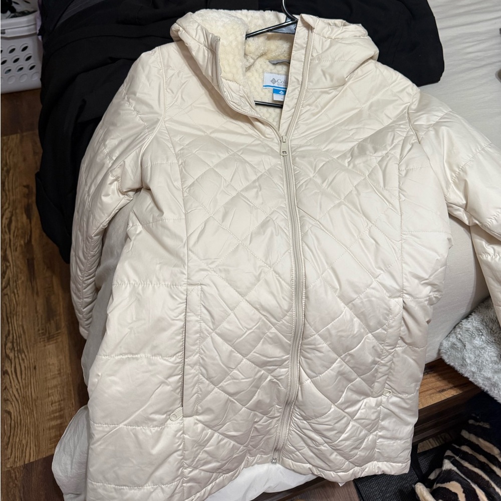 Columbia Quilted Jacket white/cream